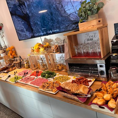 Regina Bed & Breakfast Аньо Экстерьер фото