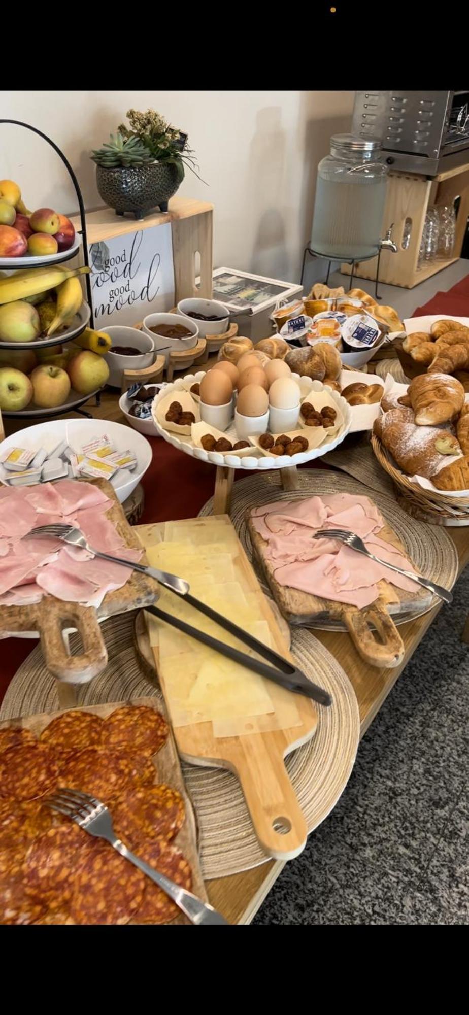 Regina Bed & Breakfast Аньо Экстерьер фото